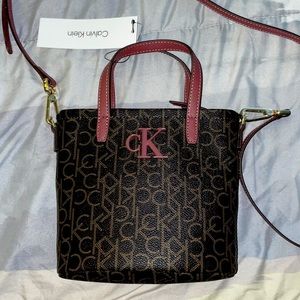 🏷SALE🏷 Calvin Klein Satchel Bag